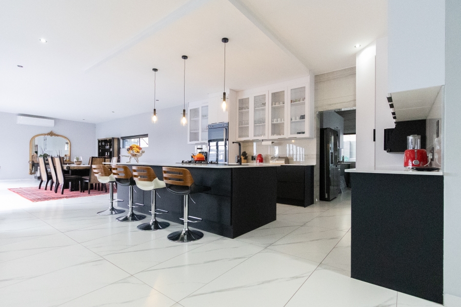 5 Bedroom Property for Sale in Cashan North West